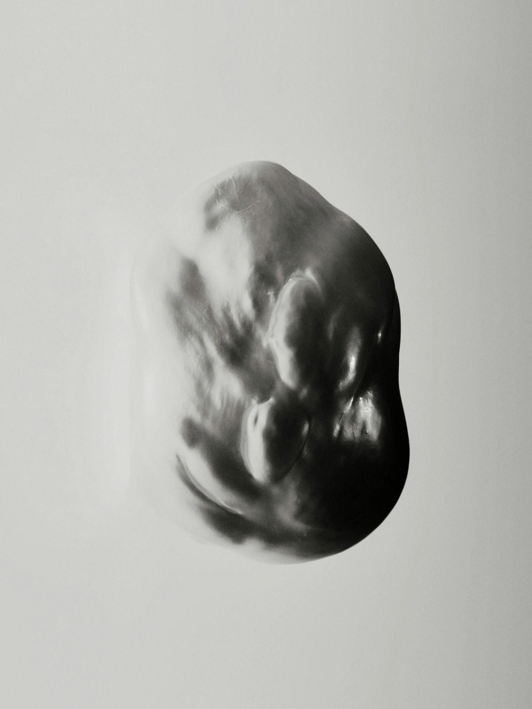 Cadre stud earrings: baroque pearl - Image 3