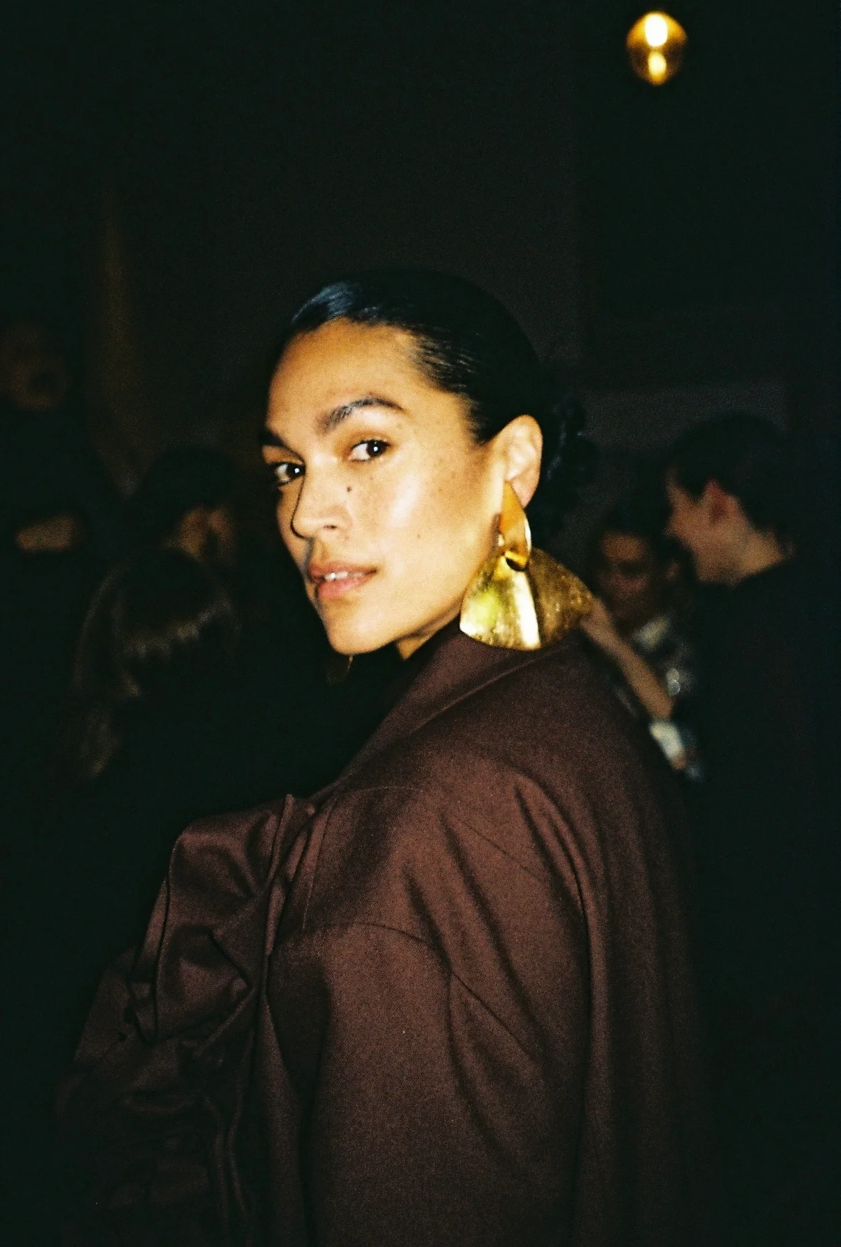 Florence earring: acacia, goldfoil - Image 7