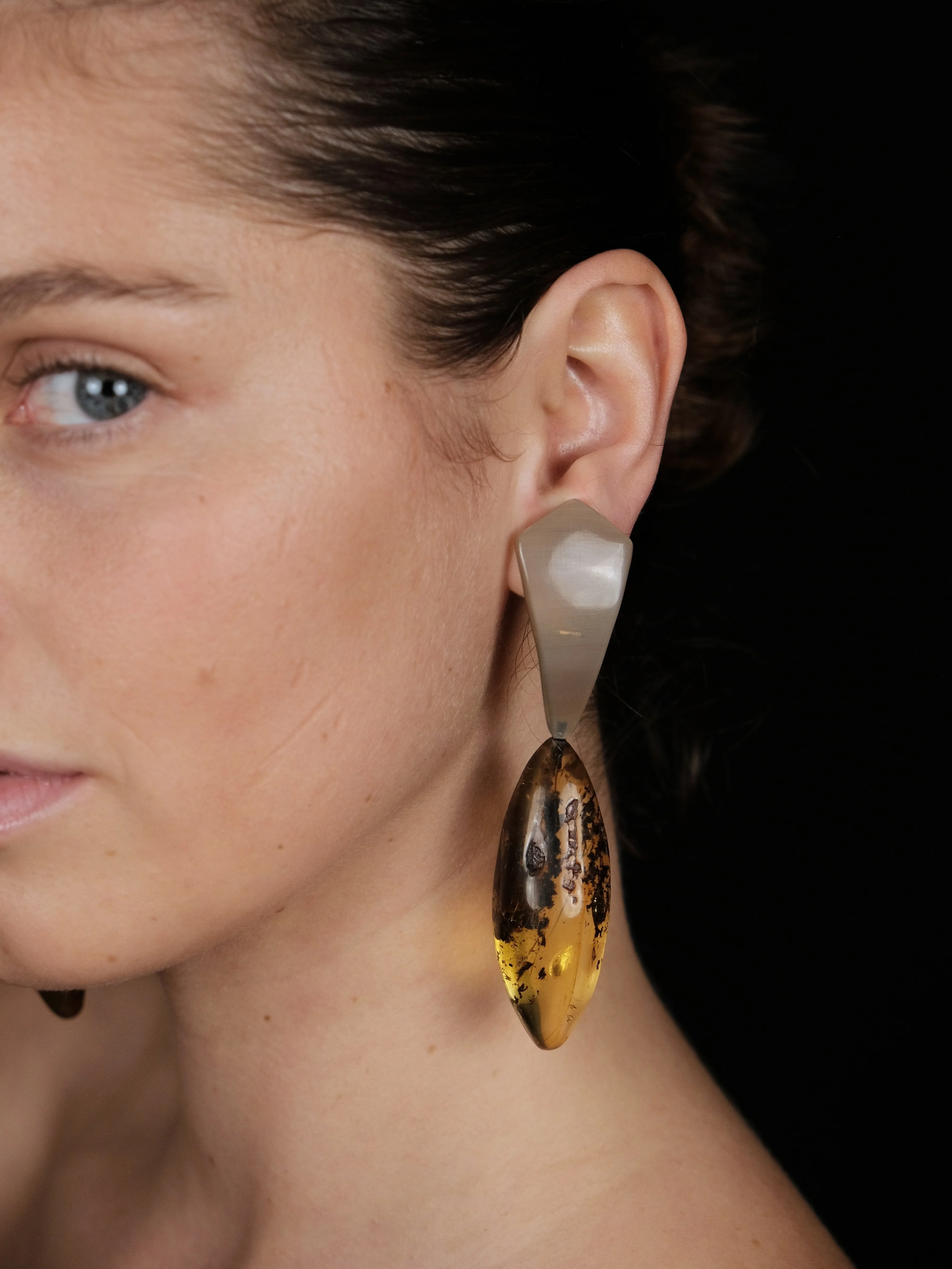 Earrings: horn, amber - Image 4