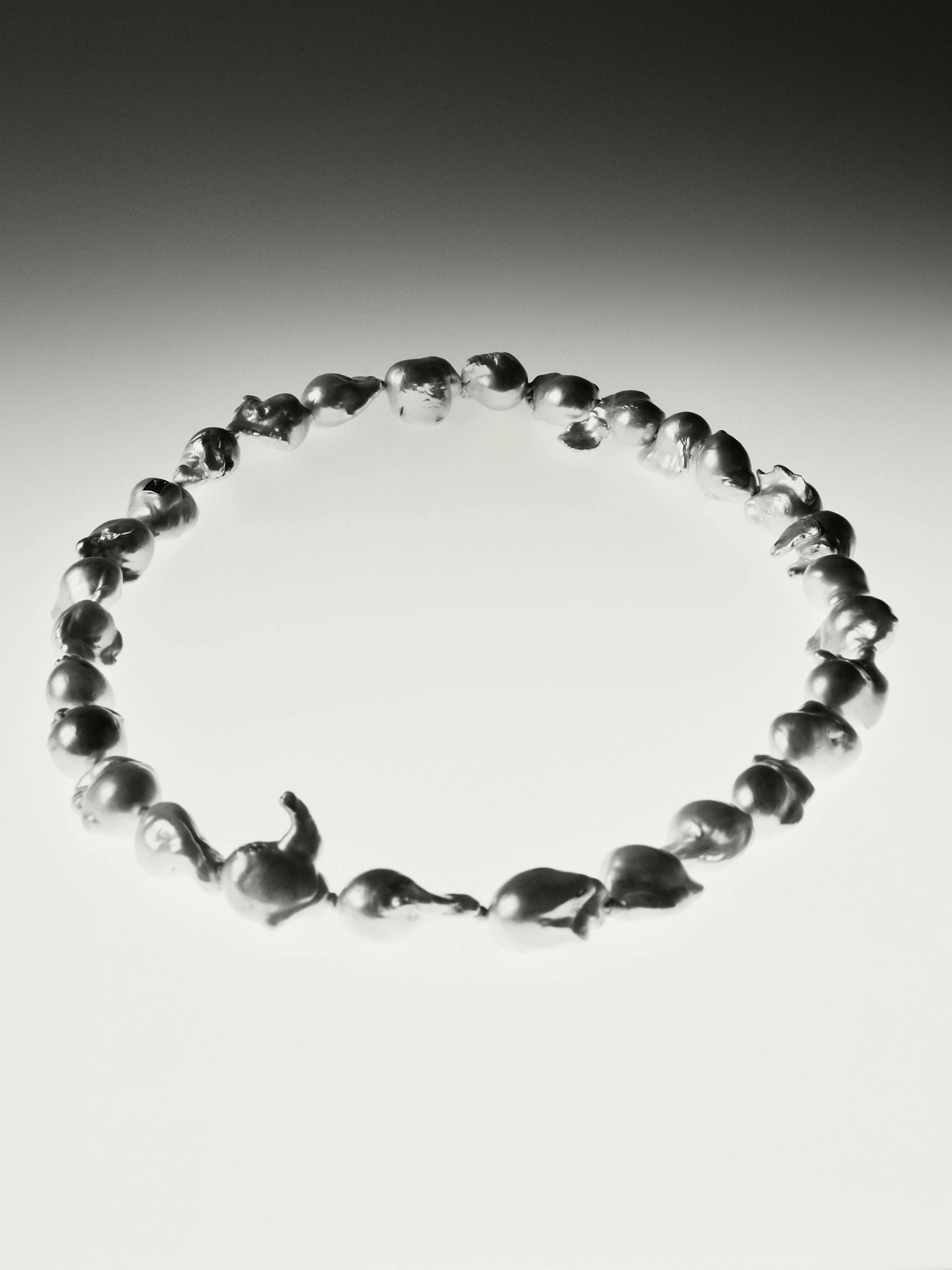 Nacre necklace: baroque pearls - Image 7