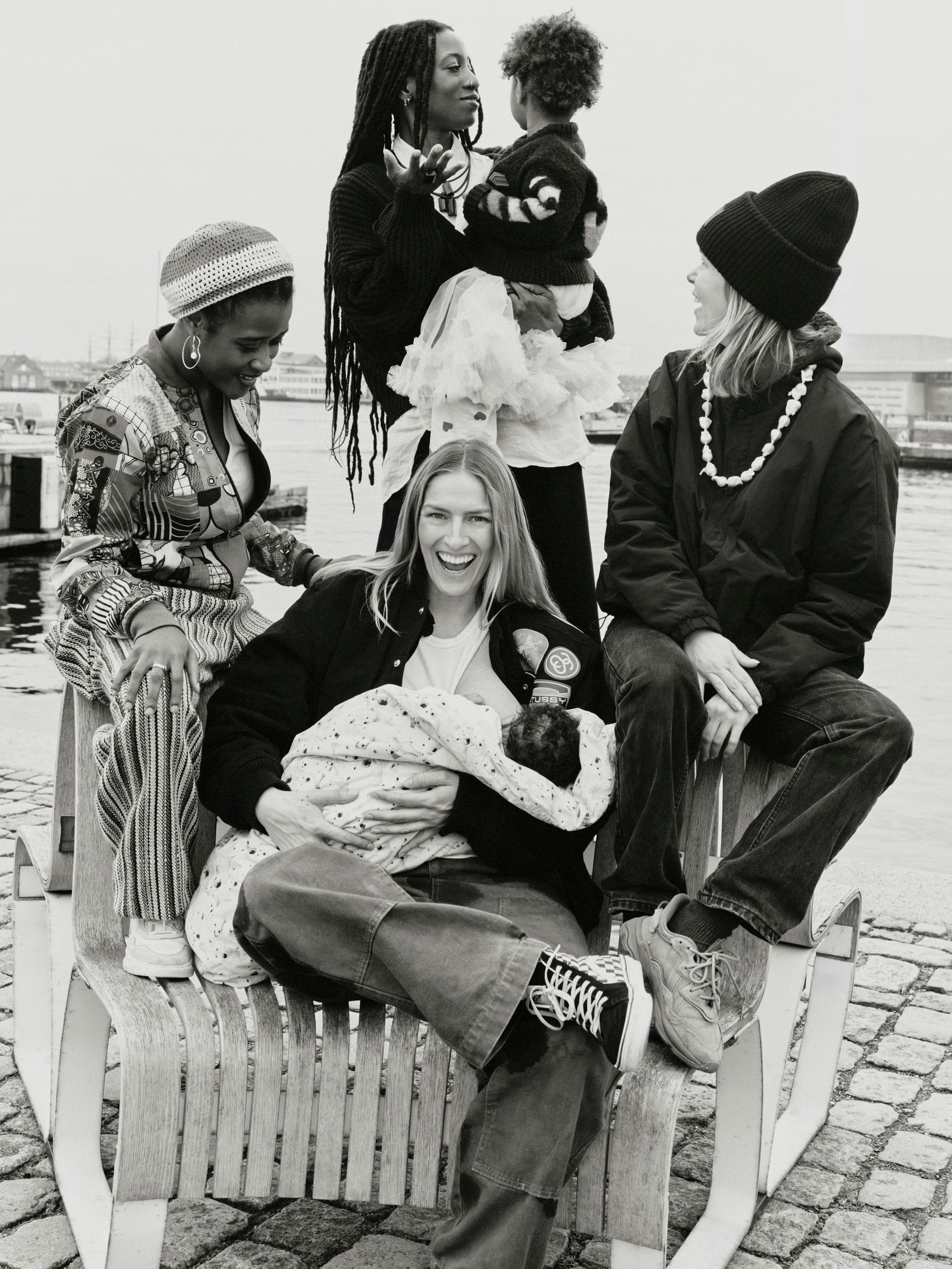 Séquence necklace: leather, bog oak, tourmaline - Image 5
