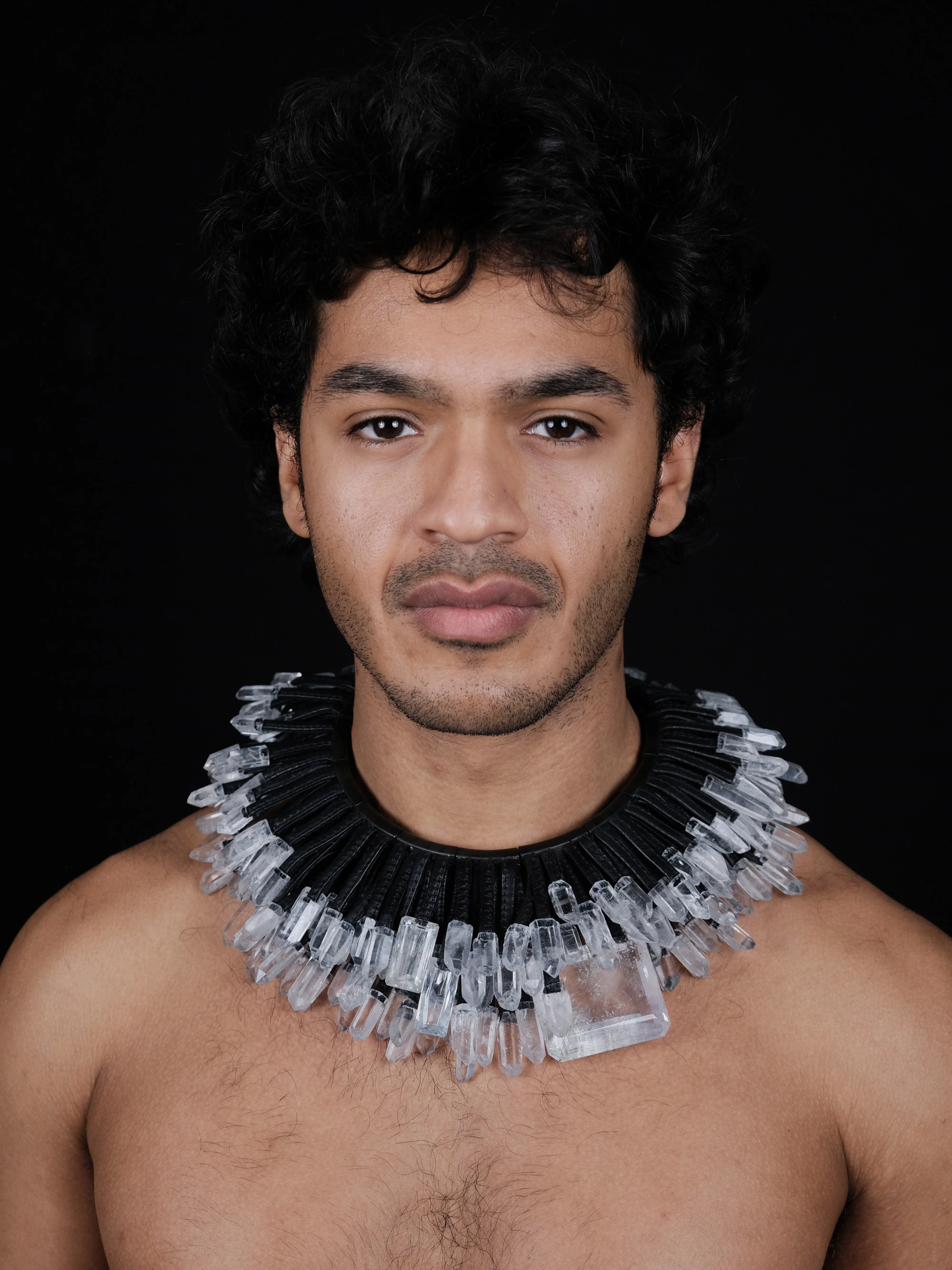 Necklace: mountain crystal, quartz, leather - Image 4