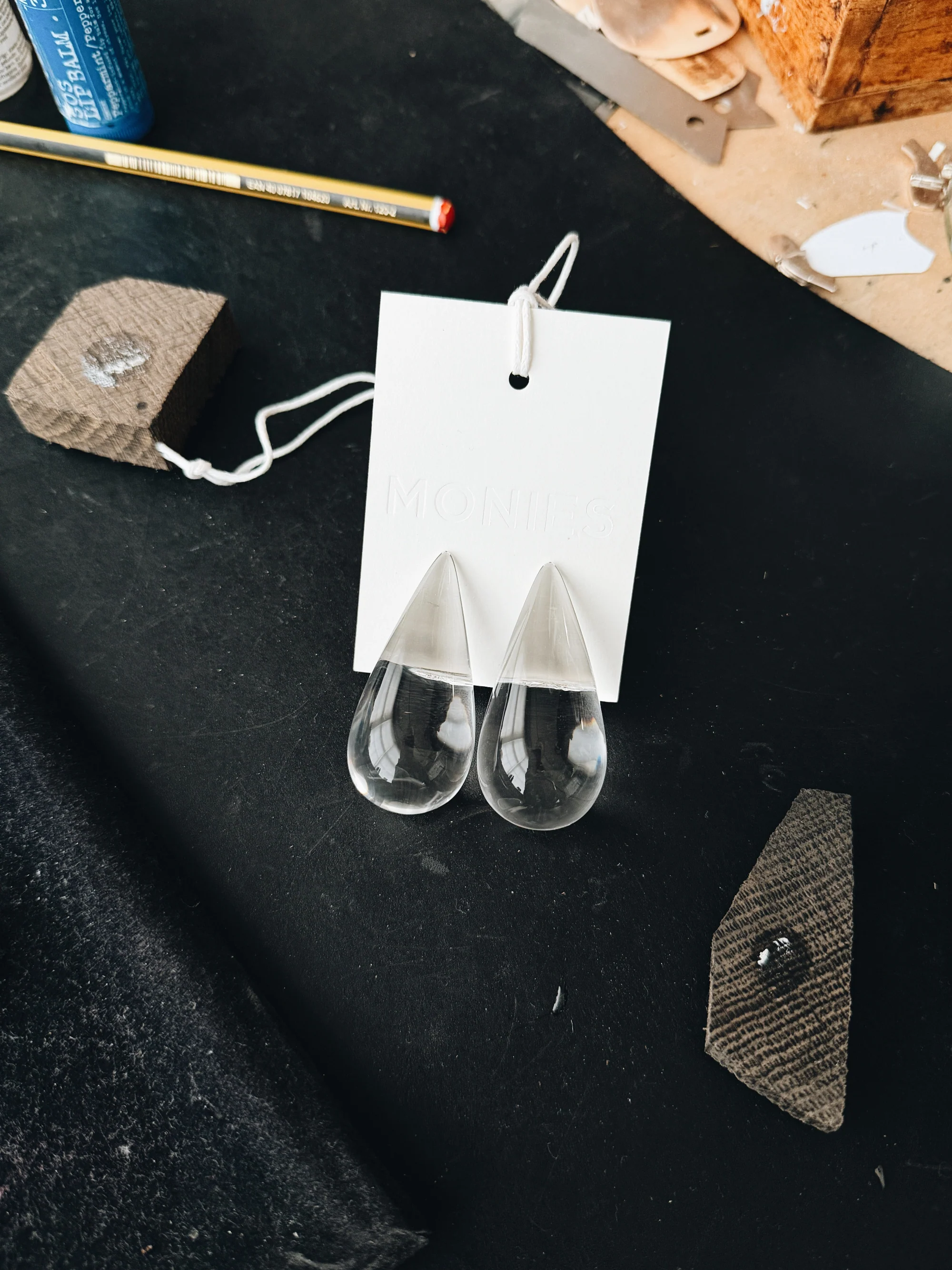 Nia earrings: clear greencast - Image 6